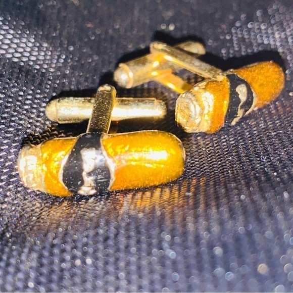 Vintage Rare Gold Tone Enamel Cigar Figure Sculpture Cufflinks - Picture 4 of 6